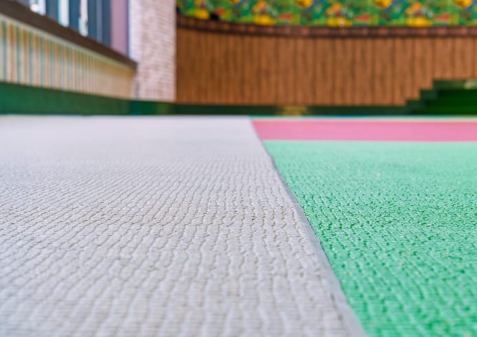 こだわりの床材